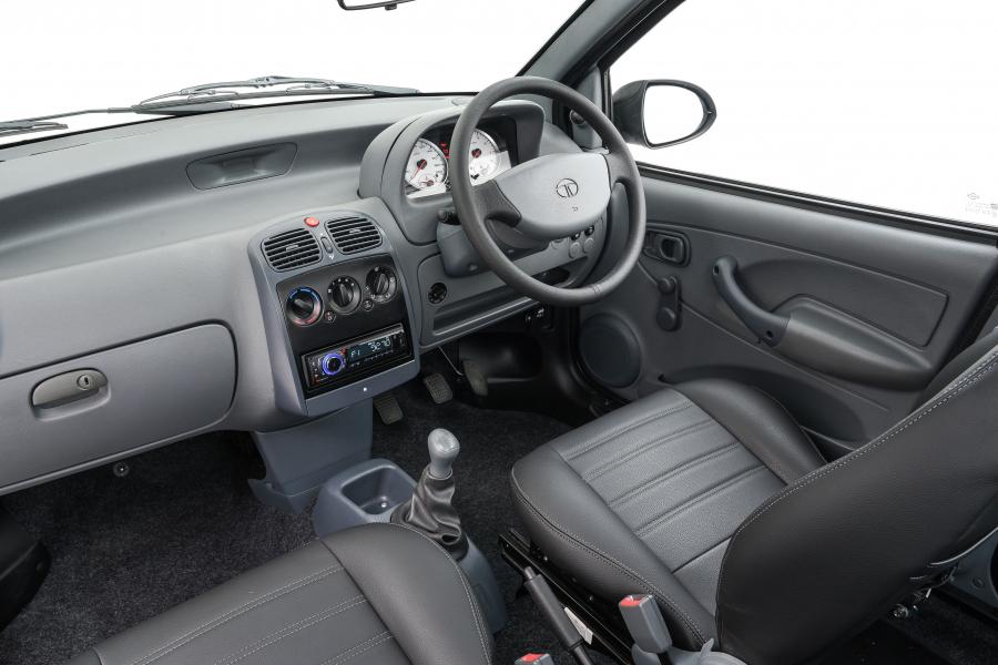 Интерьер Tata Indica Flash 2016 года  (фото 28 из 30)